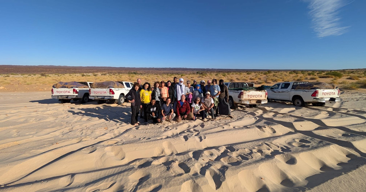 Expedition vehicles in the Mauritanian Sahara desert